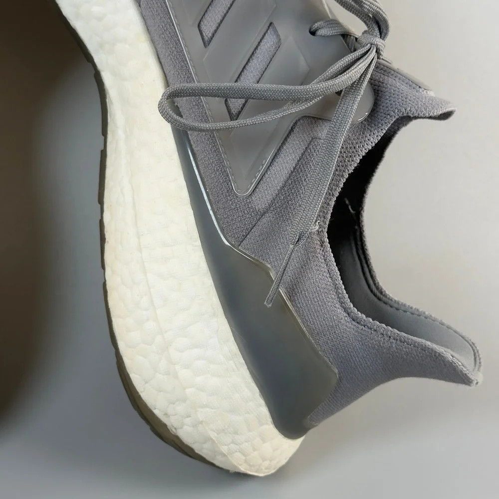 Adidas Ultraboost 22 Mens 14 Running Shoes Gray White Lace Up Low Sneakers Boost